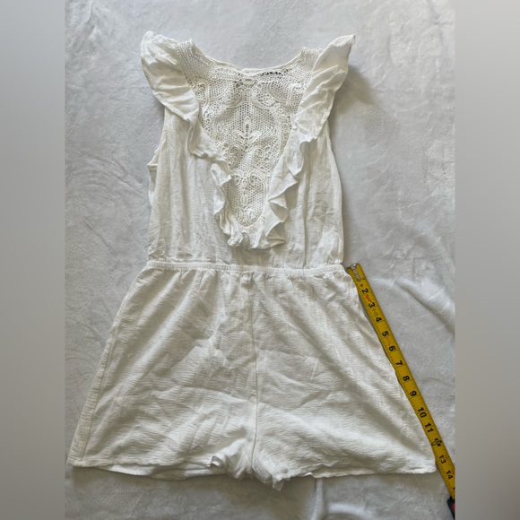 Express White Lace Romper Small Open Back Size Small - Picture 6 of 9